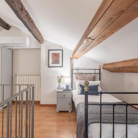 Iflat Charming Apartment Near Piazza Venezia Rome Exterior photo